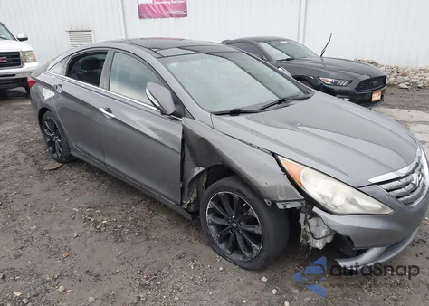 2013 Hyundai Sonata Limited 2.0T z USA, uszkodzony, nr VIN 5NPEC4ABXDH573324